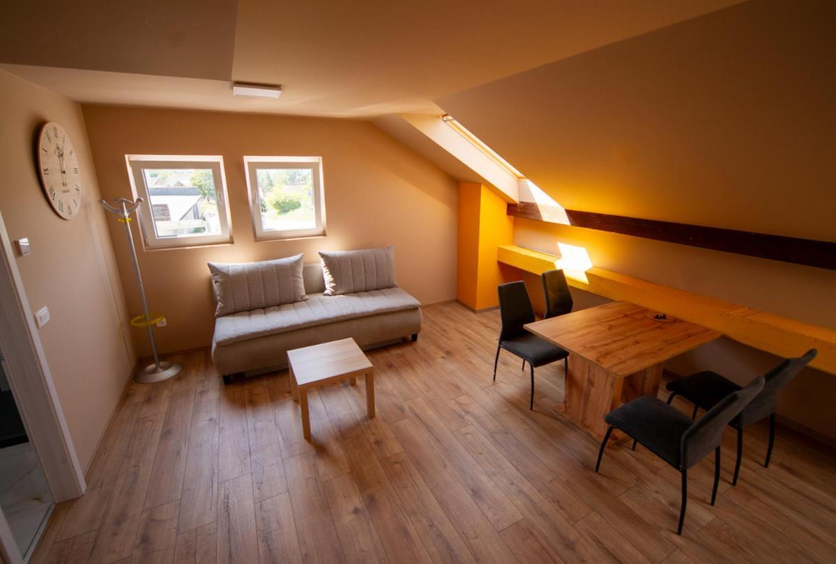 Sport Apartments Radovljica Bagian luar foto